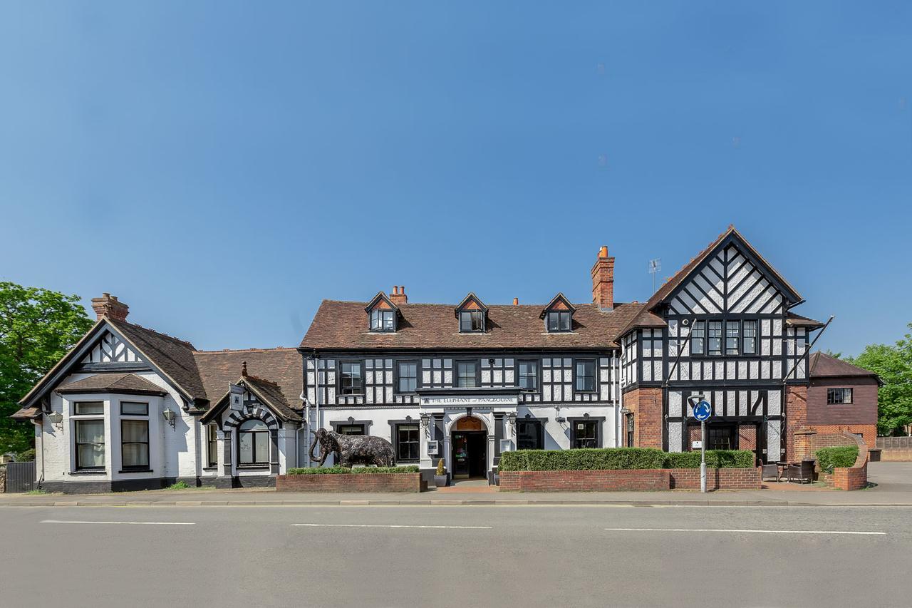 Elephant Hotel Pangbourne Exterior photo