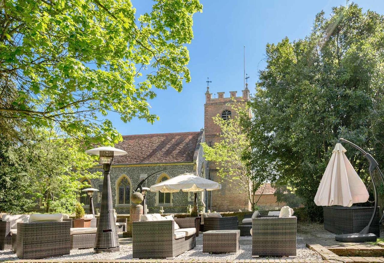 Elephant Hotel Pangbourne Exterior photo
